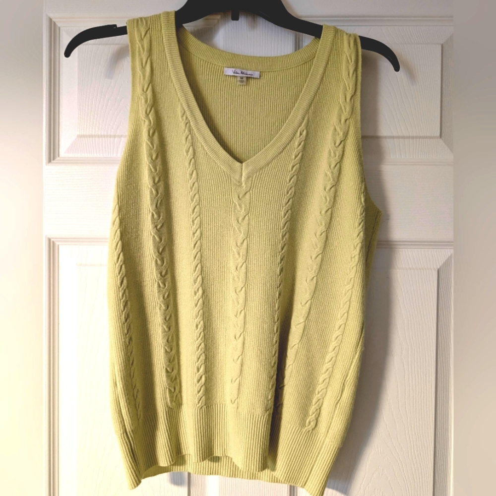 V-Neck Lime sweater vest